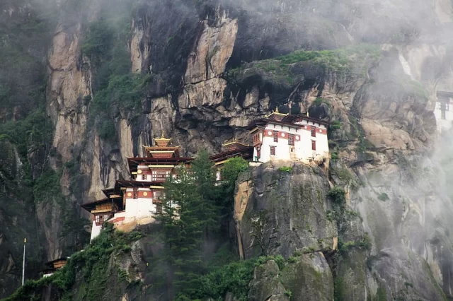 5-mile hike to the Tiger’s Nest may be challenging, but it’s well worth it. Take in panoramic views of the mountains and witness the impressive feat of human construction as you journey to this revered monastery. 

Are you up for the challenge of the Paro Taktsang hike? Share your thoughts below!
.
.
.
.
.
.
#parotaktsang #paro #bhutanbelieve #heavenlybhutan #heavenlybhutantravels #bhutan #holidaypackages #picturesoftheday #bhutantourism