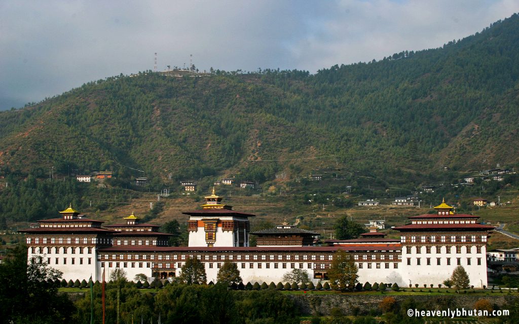 Bhutan Tour Tashichhoe Dzong