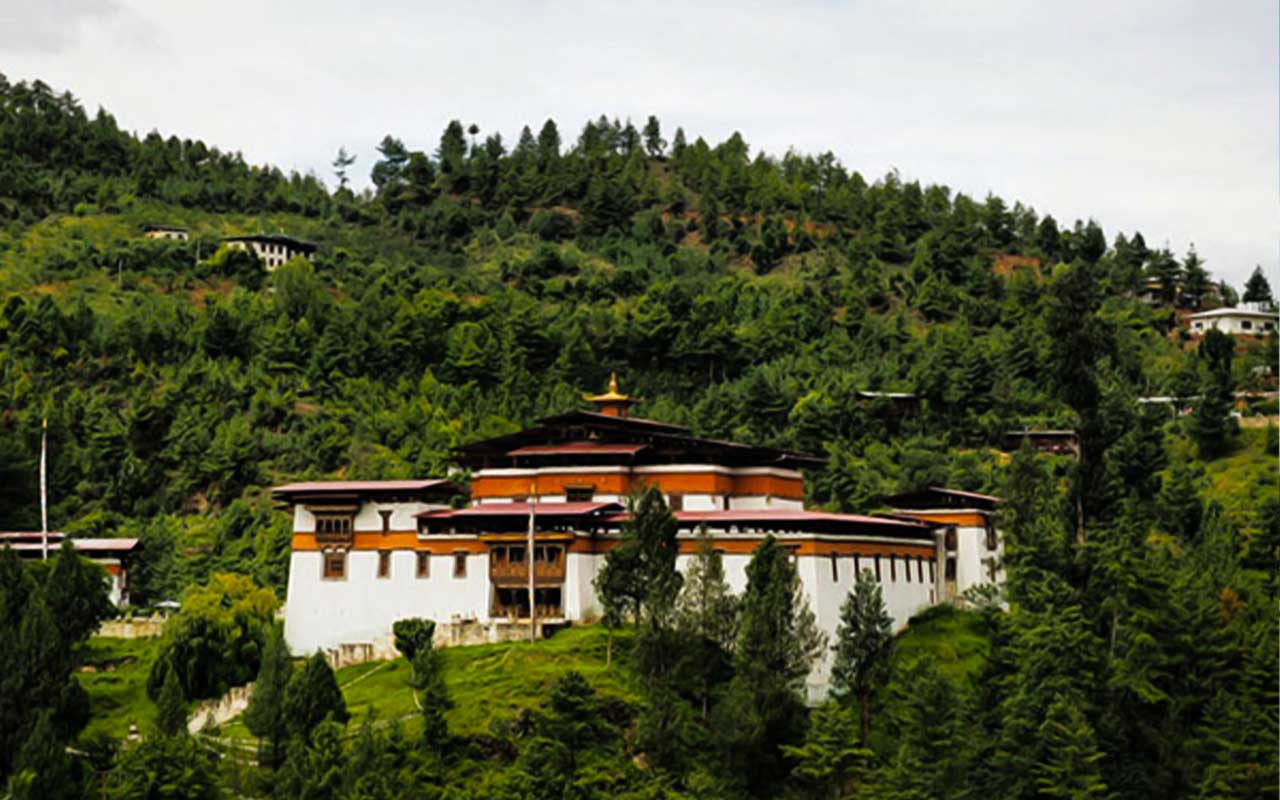 Simtokha Dzong in Thimphu, Top Attractions in Thimphu | HeavenlyBhutan