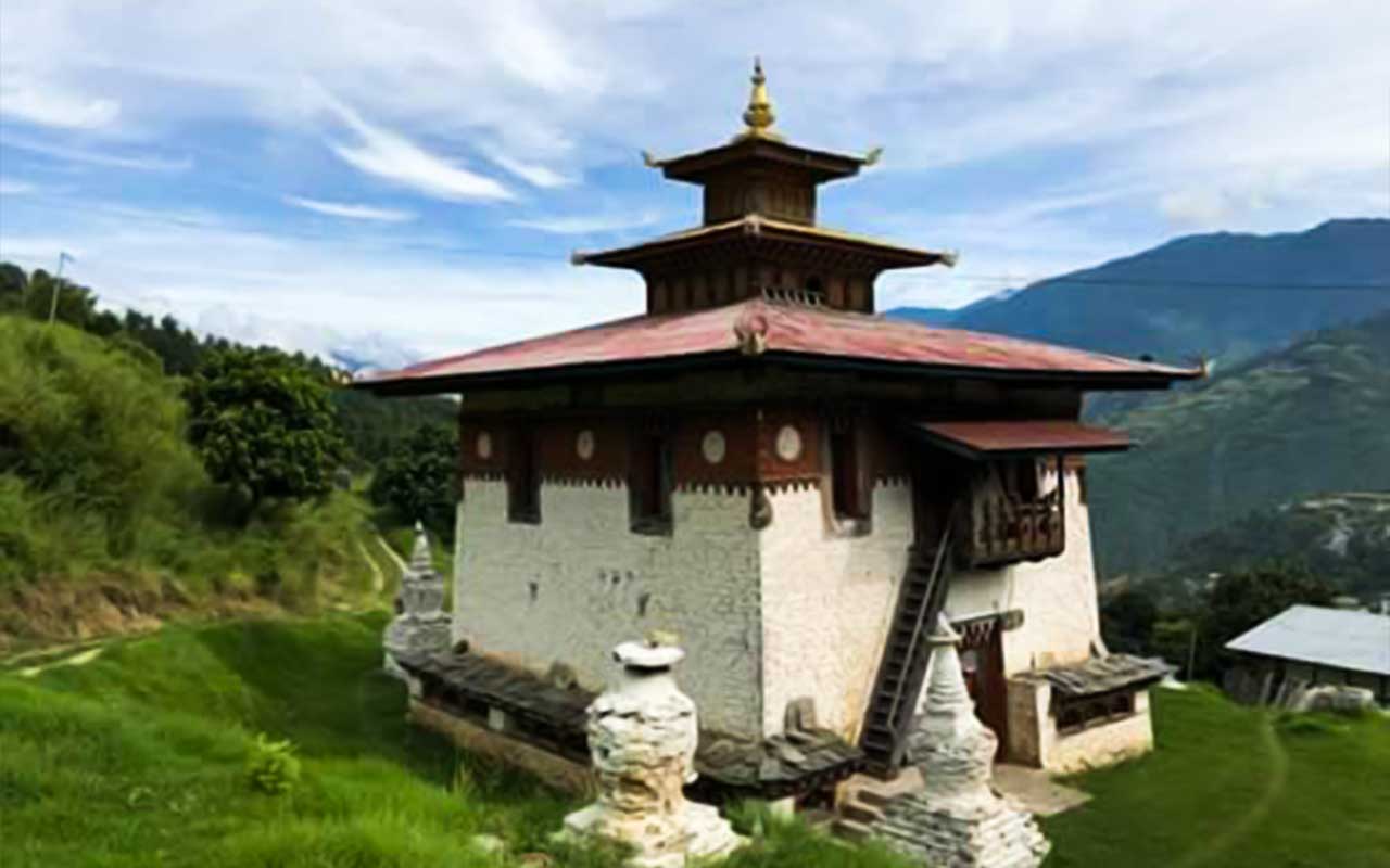 Yakgang Lhakhang in Mongar - Attractions in Mongar | HeavenlyBhutan